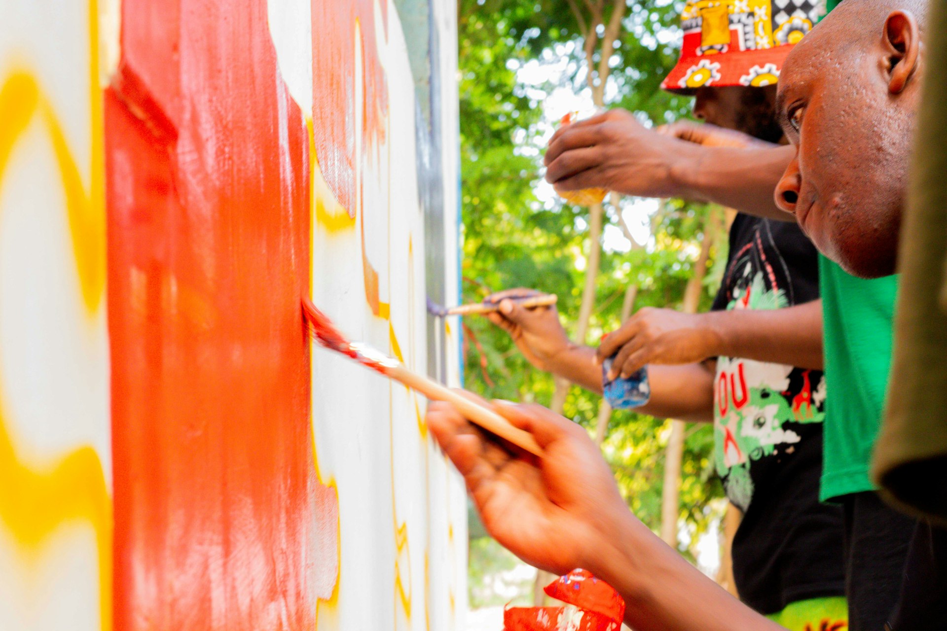 How Collaborative Art Projects Inspire Global Communities: Strategies, Examples, and Ways to Get Involved